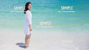 【西原マリンパーク】沖縄の海と美少女 写真素材